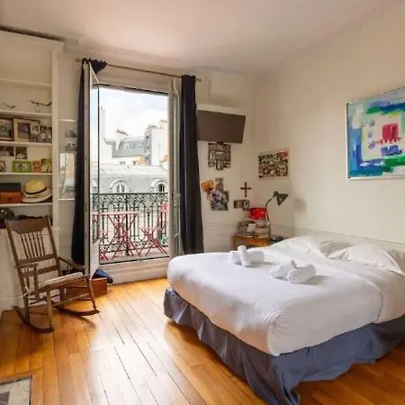 Balcony Bliss Steps From The Bois De Boulogne Apartment
